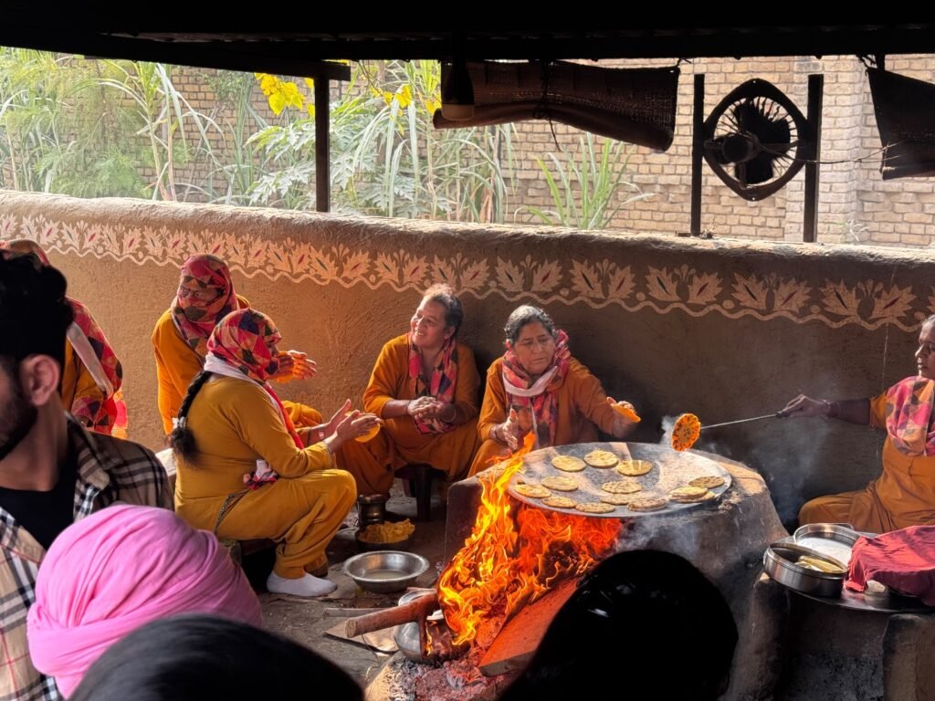 live counter for sarso di saag and makke di roti at Sadda mind