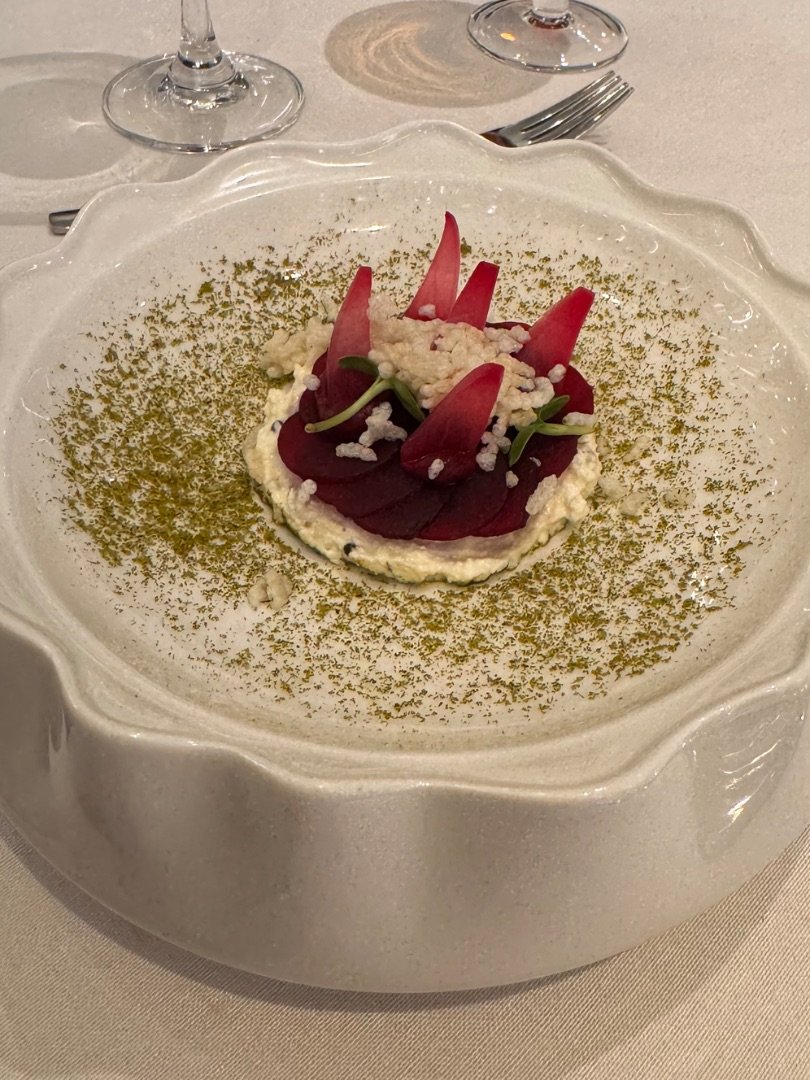 Beetroot and Curd Cheese Rice crisp