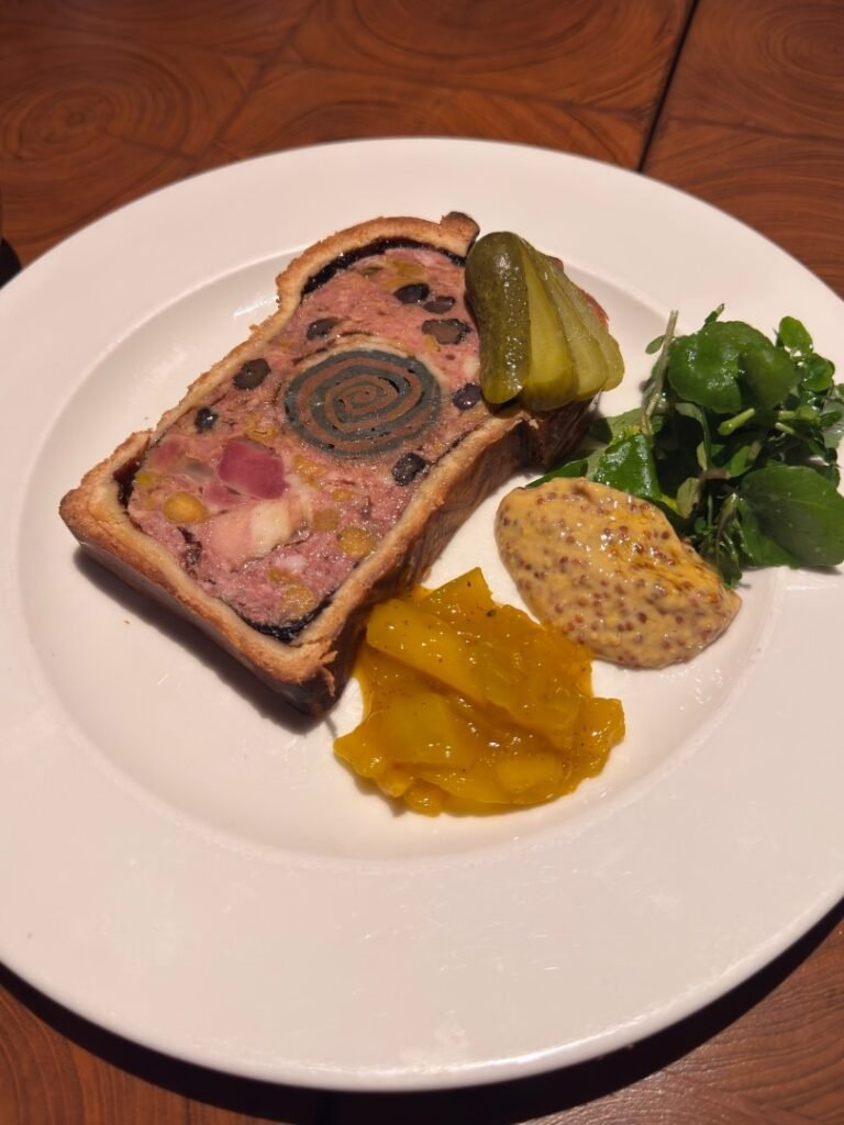 A very fancy Pâté en Croûte
Smoked Pork & Goose Liver